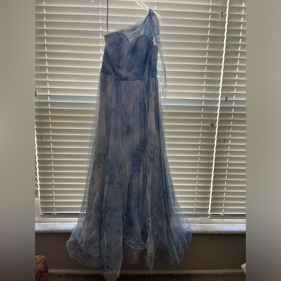 NWT Marchesa Notte Bridesmaid Ivrea Printed Dress - Size 12 - RARE - MSRP $325! - Picture 4 of 10